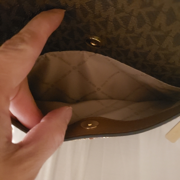 NEW MICHAEL KORS KENLY MEDIUM BACKPACK BROWN SIGNATURE COLOR - Picture 10 of 14